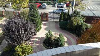 Гостевой дом Johanna House Бухарест-1